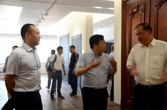 大事件| 金大门业与德国百年五金企业丝吉利娅·奥彼集团签署合作备忘录(图2)