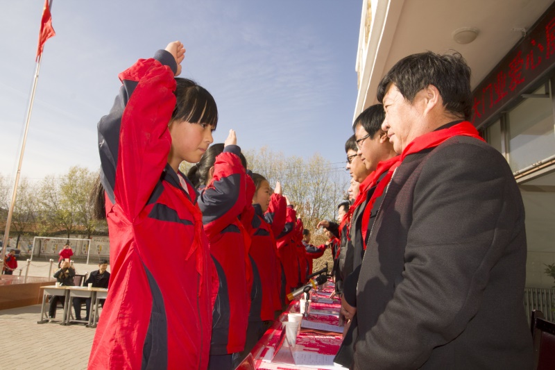 金大门业“爱心厨房”项目第二站：河北围场，守护绿色希望(图3)